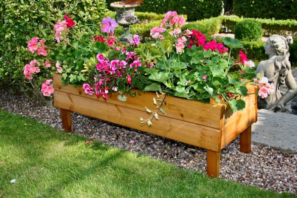 Hutton Planter on Legs